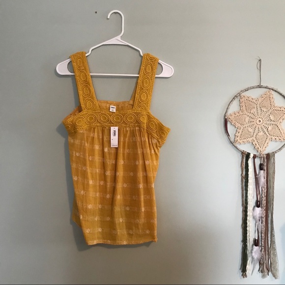 🚫 SOLD 🚫 Boho Top - Picture 2 of 4